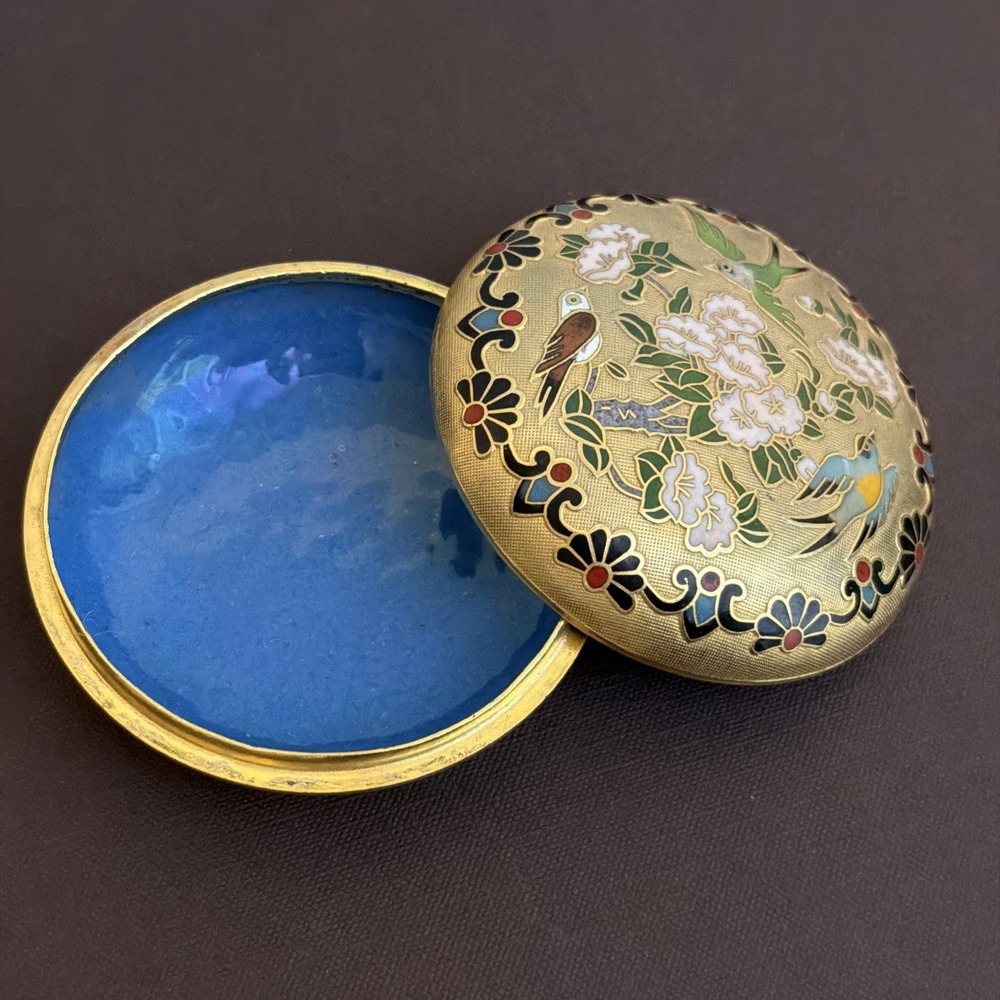 Cloisonne Enamel & Brass Round Covered Trinket Snuff Box Birds Vintage
